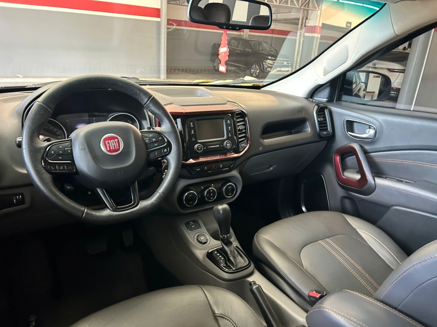 fiat toro 1.8 16v evo flex freedom at6 4p automatico 20189