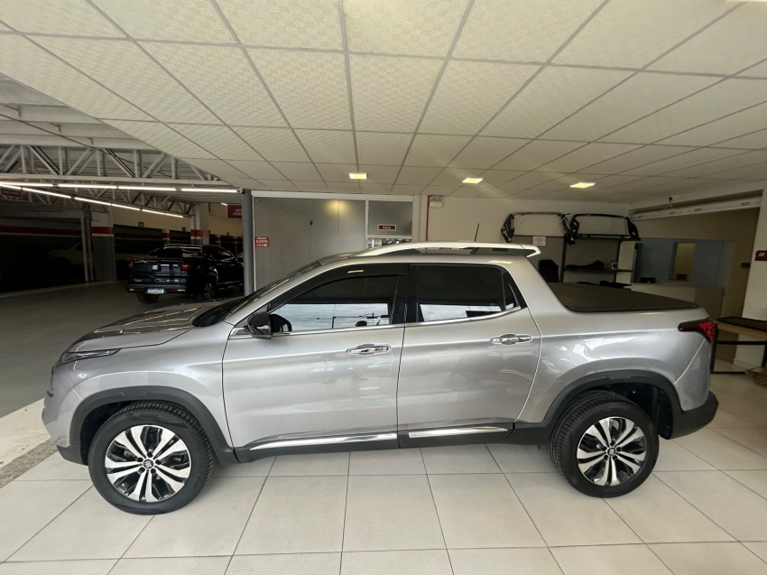 fiat toro 1.3 turbo 270 flex volcano at6 4p automatico 20253