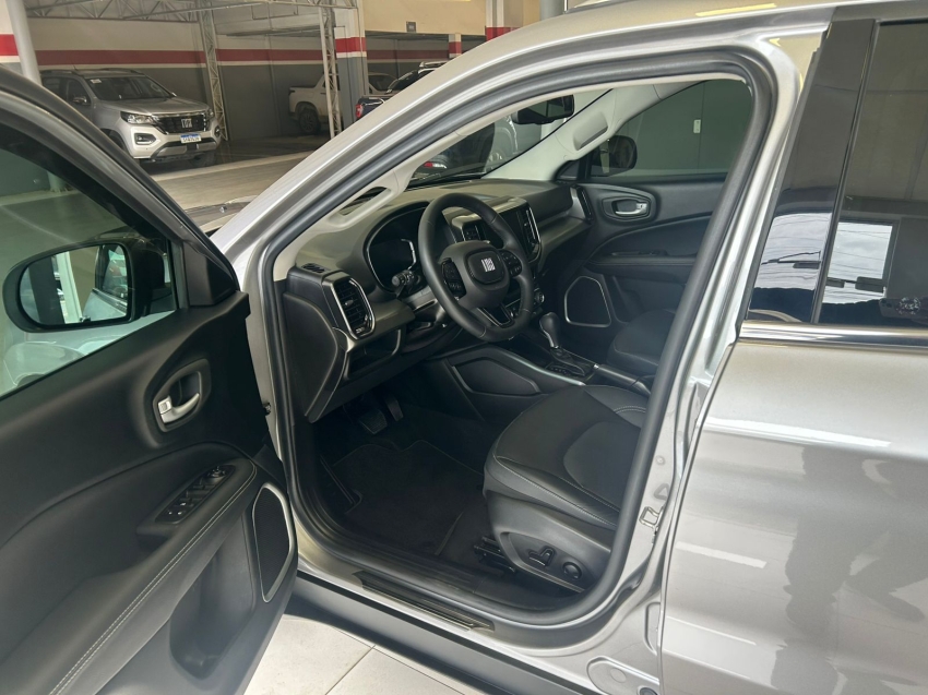 fiat toro 1.3 turbo 270 flex volcano at6 4p automatico 20257