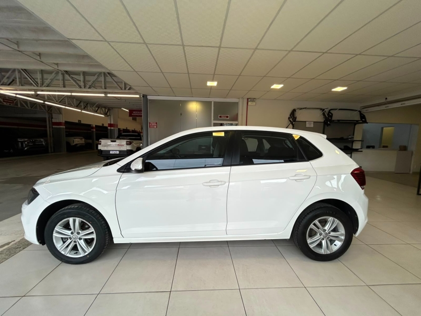 volkswagen polo 1.0 mpi total flex manual 4p 20203