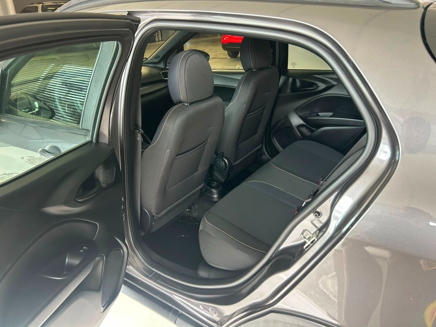 fiat argo 1.8 e.torq flex trekking at6 1.3 4p automatico 20218