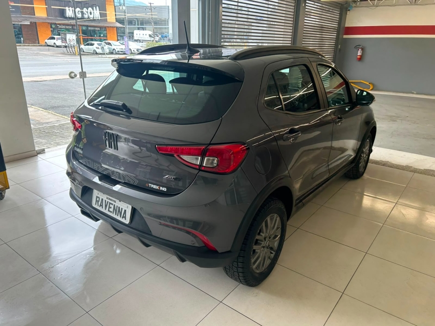 fiat argo 1.8 e.torq flex trekking at6 1.3 4p automatico 20216