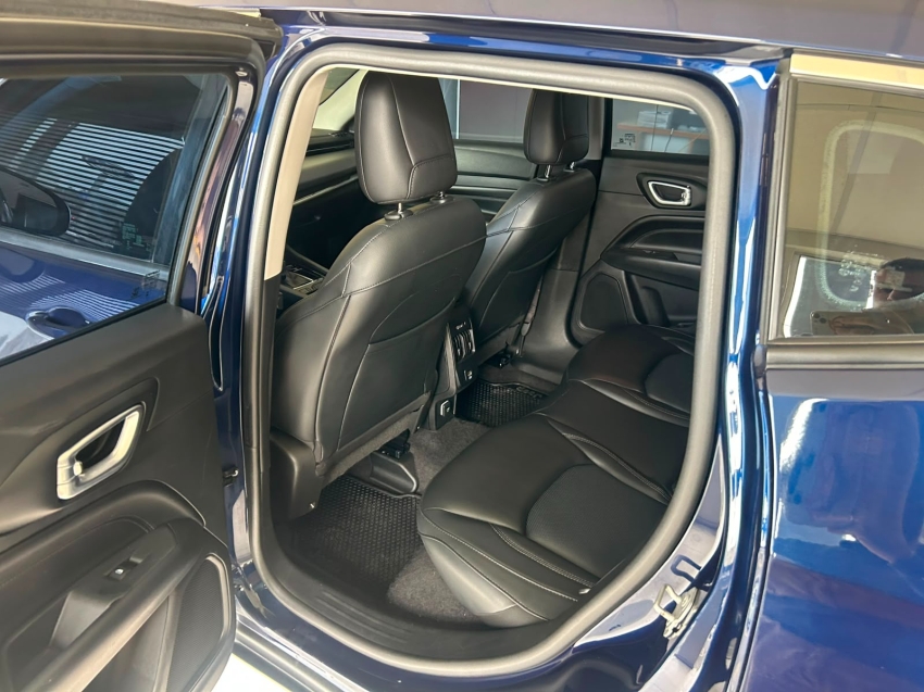 jeep compass 1.3 t270 turbo flex longitude at6 4p automatico 20228