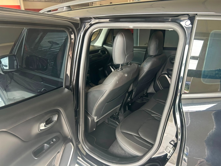 jeep renegade 1.8 16v flex limited 4p automatico 20198