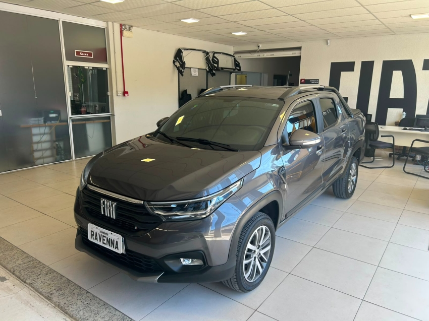 fiat strada 1.3 firefly flex volcano cd cvt 4p automatico 20232