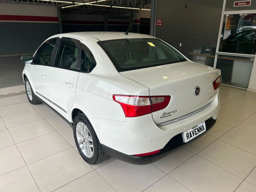 fiat grand siena 1.6 mpi essence 16v flex 4p automatizado semiautomatico 20164