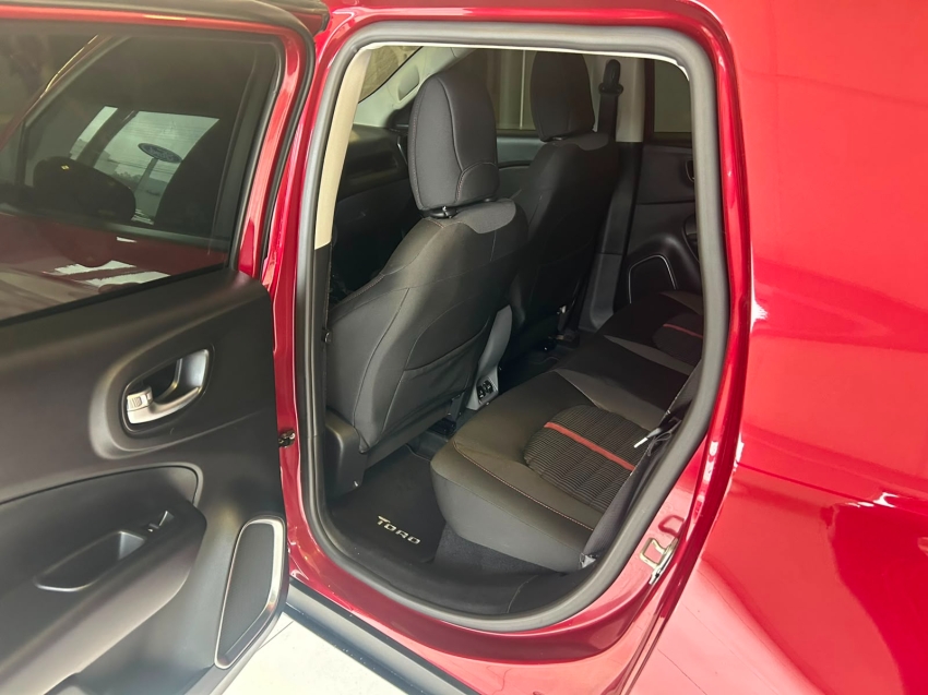fiat toro 1.8 16v evo flex freedom open edition at6 4p automatico 20178