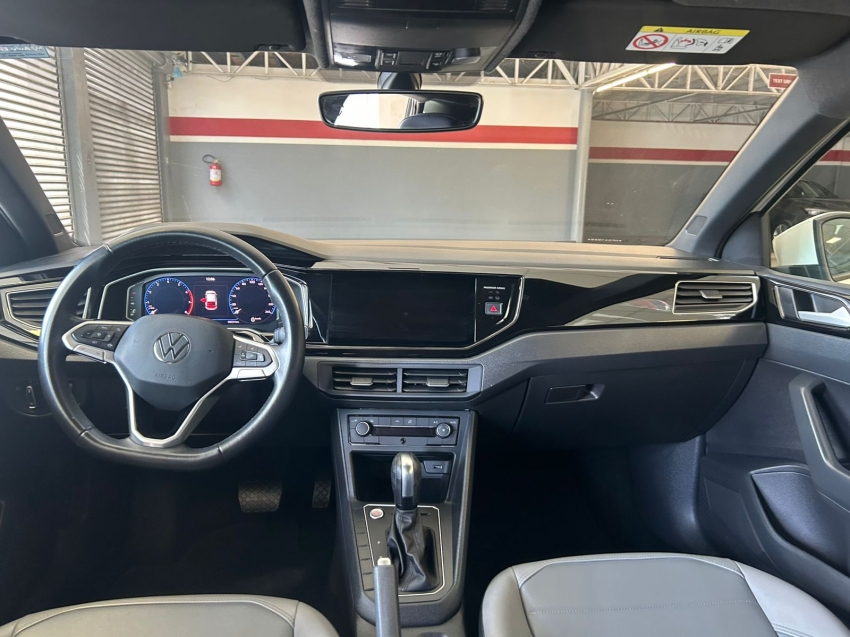 volkswagen nivus 1.0 200 tsi total flex highline automatico 4p 202110