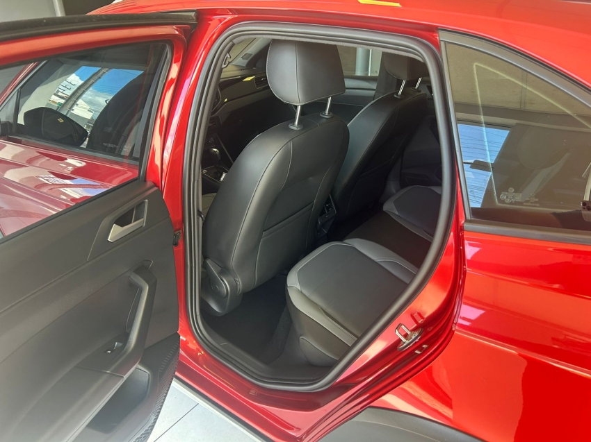 volkswagen nivus 1.0 200 tsi total flex highline automatico 4p 20218