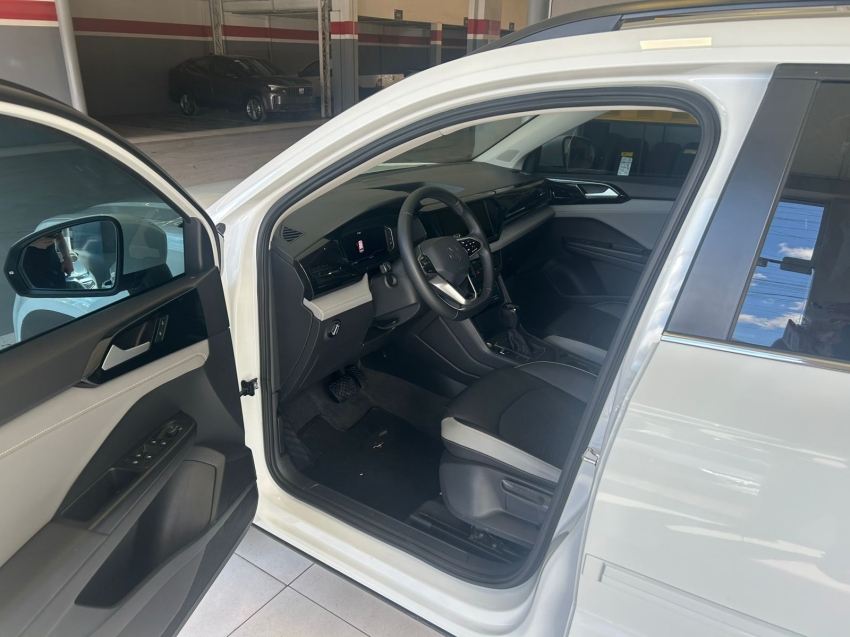 volkswagen taos 1.4 250 tsi total flex comfortline automatico 4p 20245