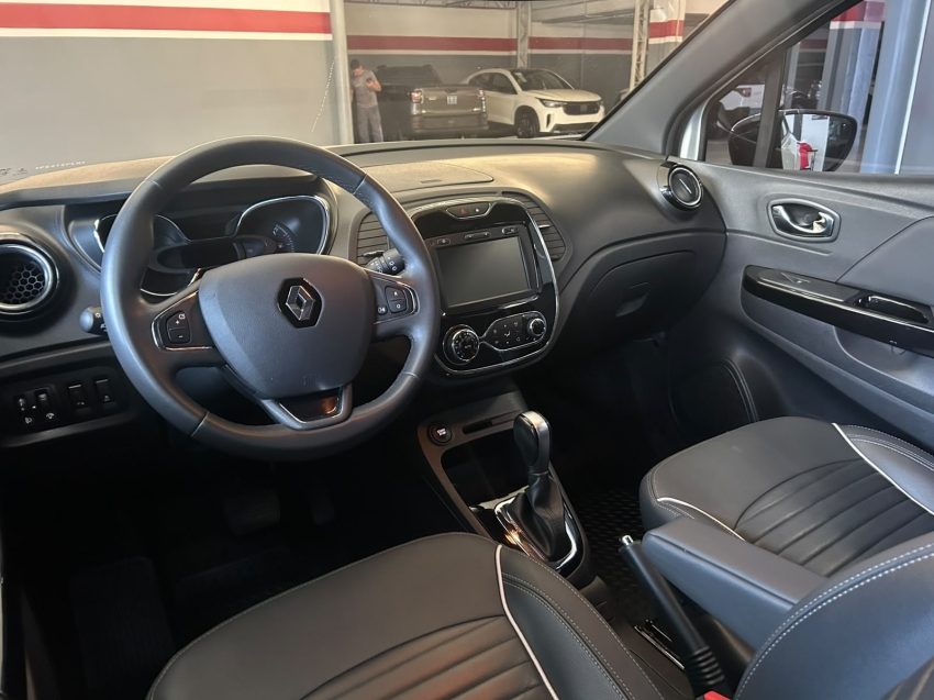 renault captur 1.6 16v sce flex intense x-tronic 4p automatico 20219