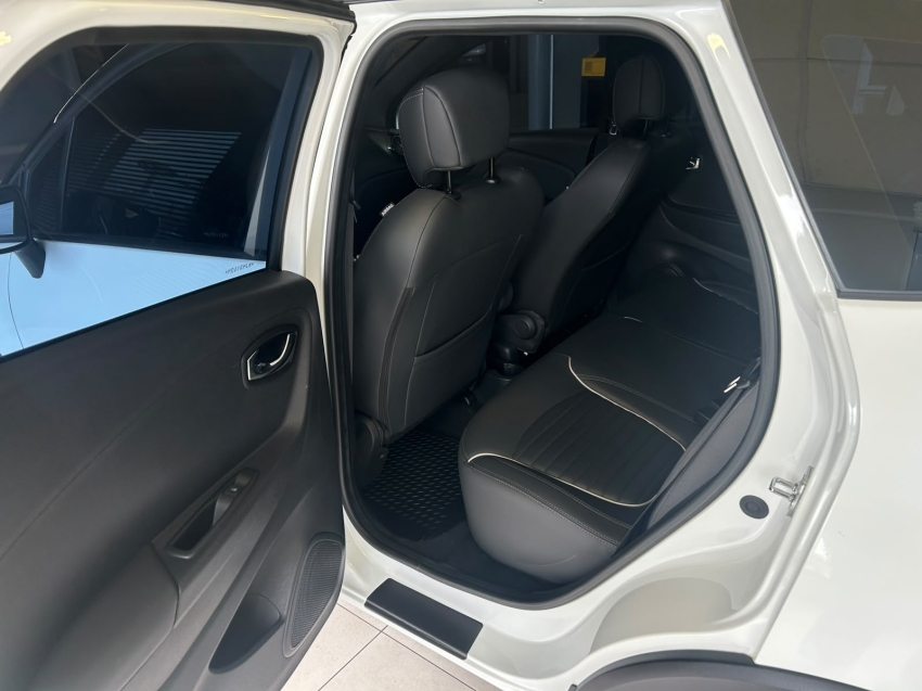 renault captur 1.6 16v sce flex intense x-tronic 4p automatico 20218