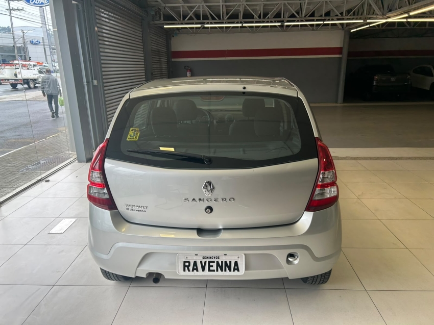 renault sandero 1.0 authentique 16v flex 4p manual 20135