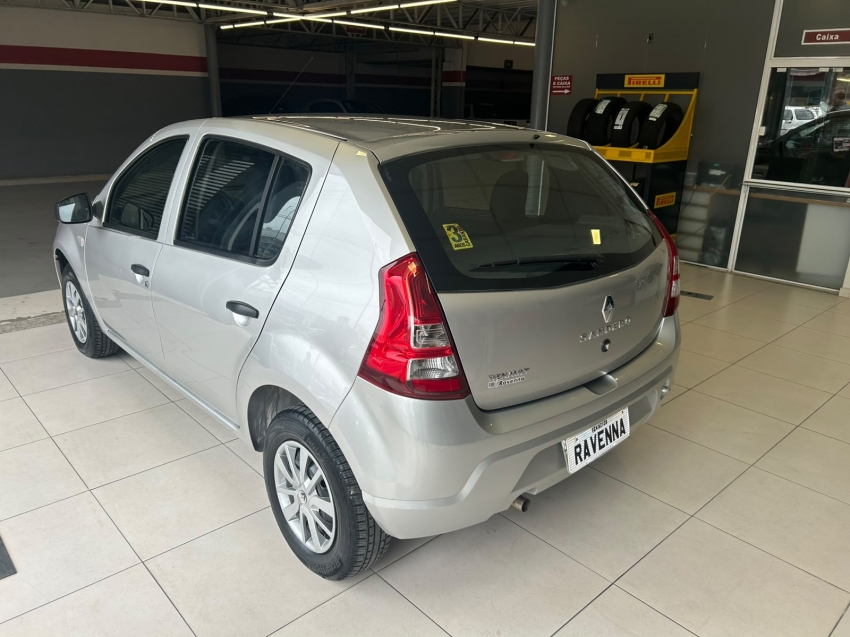 renault sandero 1.0 authentique 16v flex 4p manual 20134