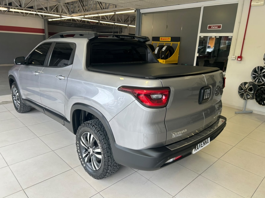 fiat toro 1.3 turbo 270 flex freedom at6 4p automatico 20234