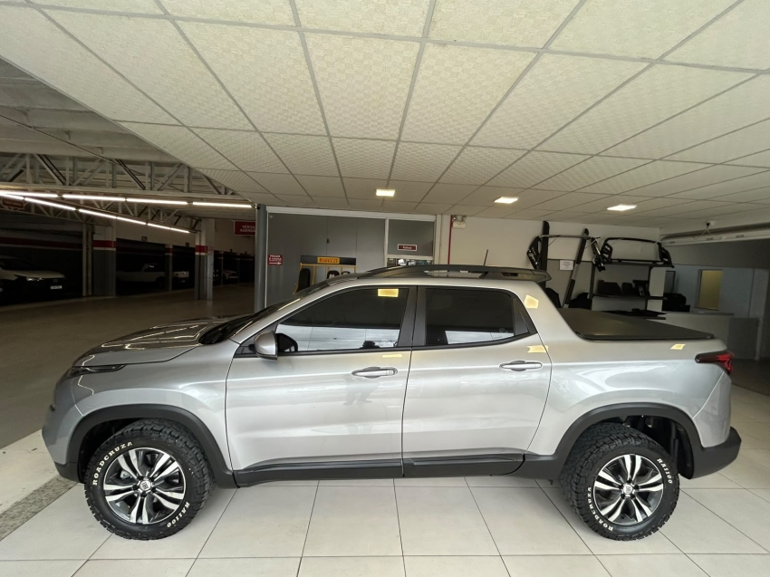 fiat toro 1.3 turbo 270 flex freedom at6 4p automatico 20233