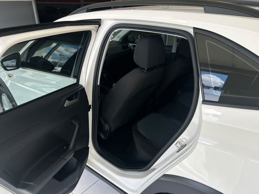 volkswagen nivus 1.0 200 tsi total flex comfortline automatico 4p 20248