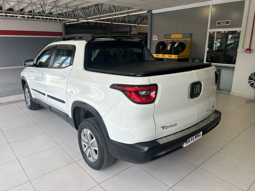 fiat toro 1.8 16v evo flex freedom at6 4p automatico 20184