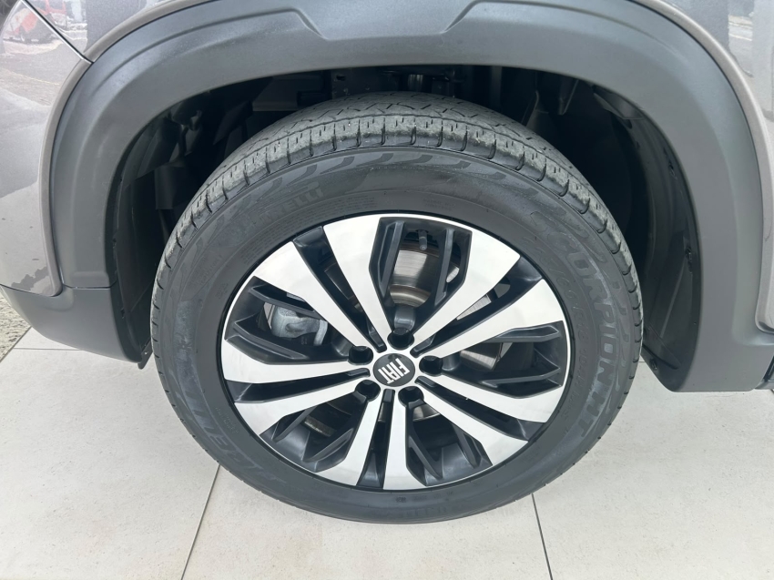 fiat toro 2.0 16v turbo diesel volcano 4wd at9 4p automatico 20251