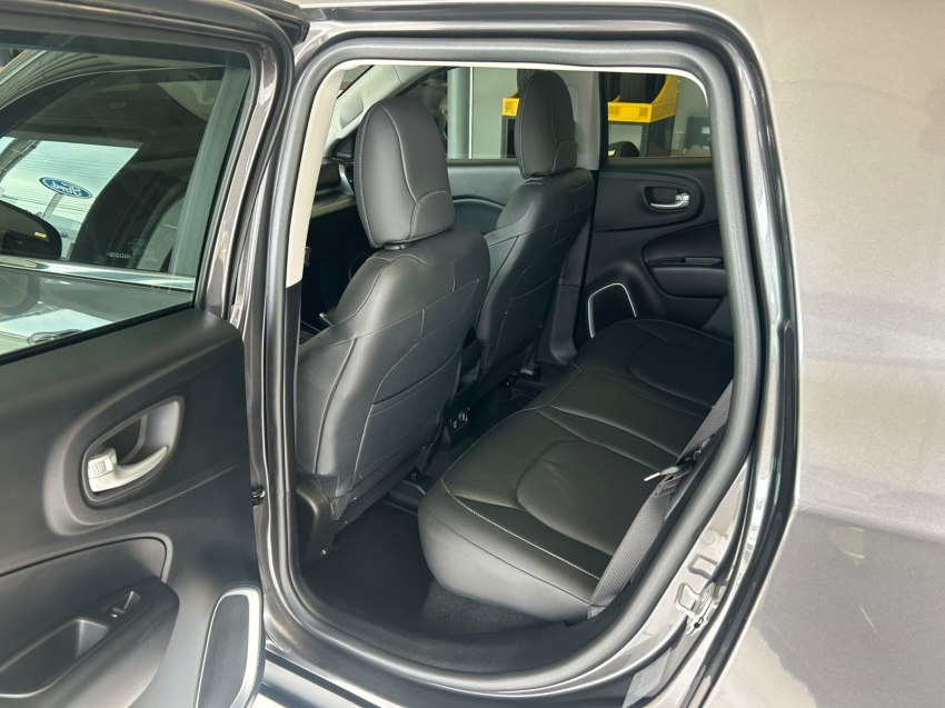 fiat toro 2.0 16v turbo diesel volcano 4wd at9 4p automatico 20257
