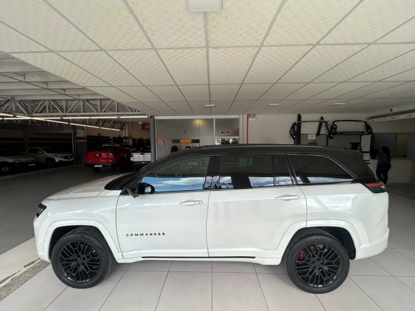 jeep commander 2.0 hurricane 4 turbo gasolina blackhawk at9 4p automatico 20263