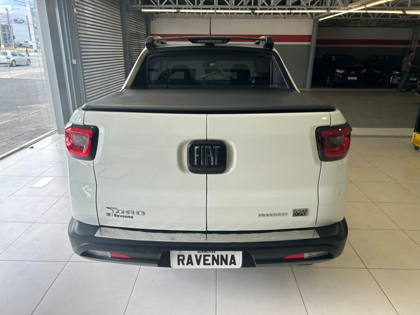 fiat toro 1.3 turbo 270 flex freedom at6 4p automatico 20235