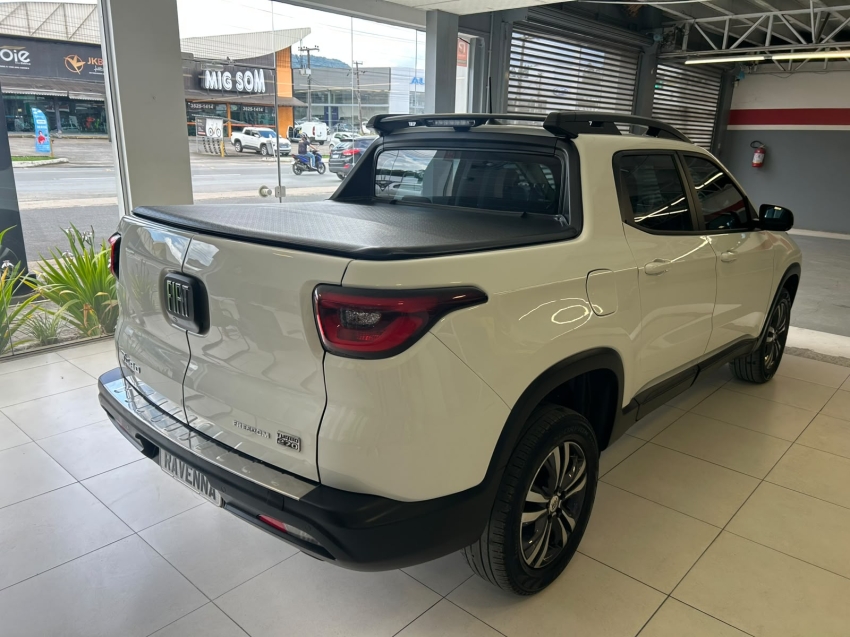 fiat toro 1.3 turbo 270 flex freedom at6 4p automatico 20236
