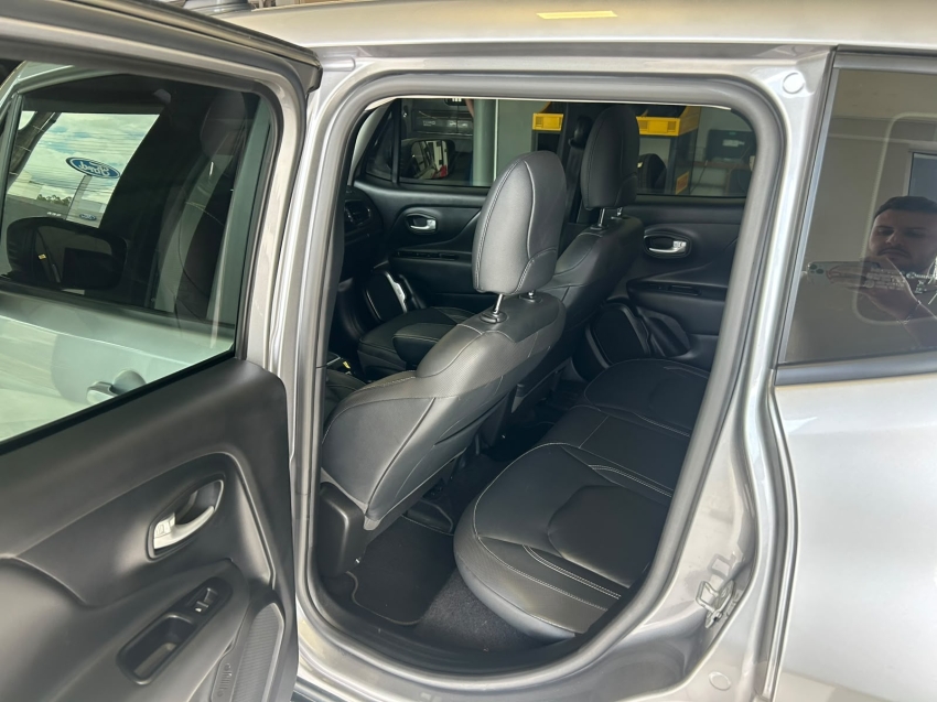 jeep renegade 1.3 t270 turbo flex longitude at6 4p automatico 20238