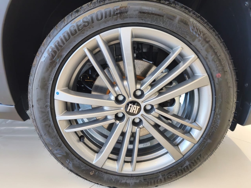 fiat fastback 1.0 turbo 200 flex cvt 4p automatico 202615