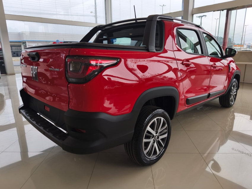 fiat strada 1.3 firefly flex volcano cd cvt 4p automatico 2025 fiat strada 1.3 firefly flex volcano cd cvt 4p automatico 2025