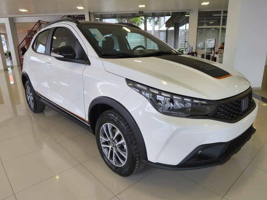 fiat argo 1.3 firefly flex trekking cvt 1.0 4p automatico 2026 fiat argo 1.3 firefly flex trekking cvt 1.0 4p automatico 2026