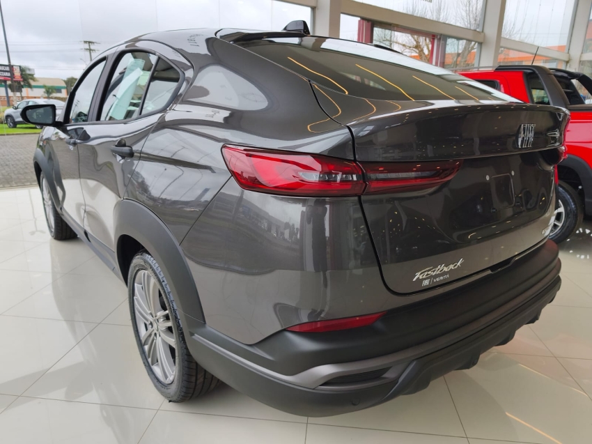 fiat fastback 1.0 turbo 200 flex cvt 4p automatico 2026 fiat fastback 1.0 turbo 200 flex cvt 4p automatico 2026