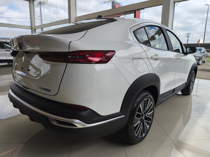 fiat fastback 1.0 turbo 200 hybrid audace cvt flex 4p automatico 2026