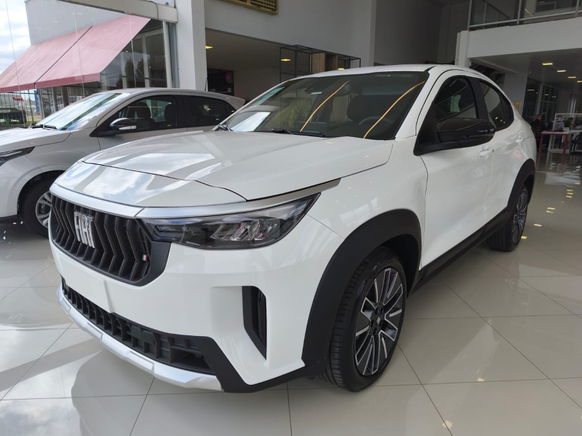 fiat fastback 1.0 turbo 200 hybrid audace cvt flex 4p automatico 2026