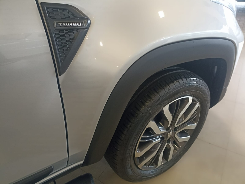 fiat strada 1.0 turbo 200 flex ranch cd cvt 4p automatico 2024 fiat strada 1.0 turbo 200 flex ranch cd cvt 4p automatico 2024