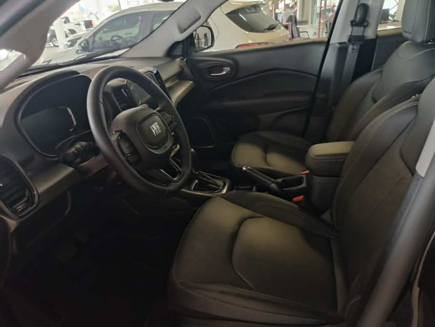 fiat toro 1.3 turbo 270 flex volcano at6 4p automatico 2025 fiat toro 1.3 turbo 270 flex volcano at6 4p automatico 2025