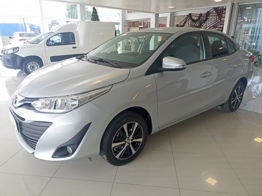 toyota yaris 1.5 16v flex sedan xl multidrive 4p automatico 2019
