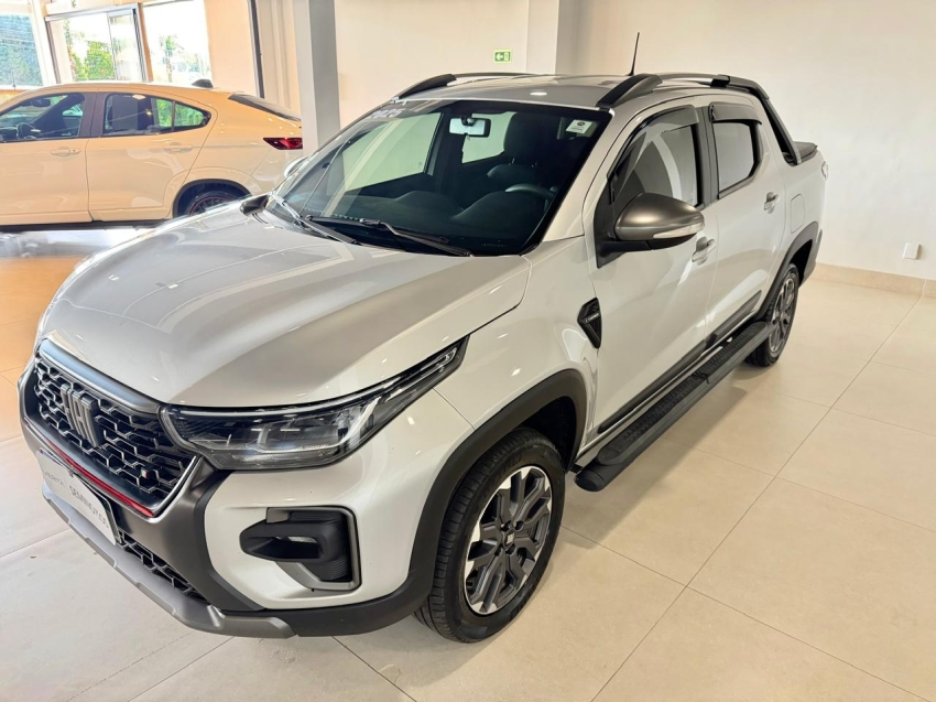 fiat strada 1.0 turbo 200 flex ultra cd cvt 4p automatico 2025