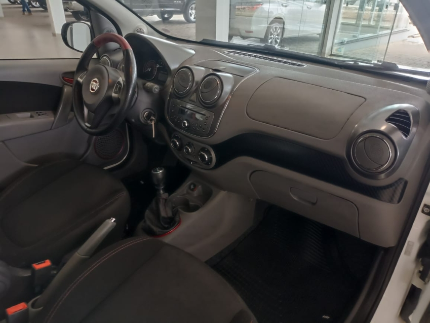 fiat palio 1.6 mpi sporting 16v flex 4p manual 201615