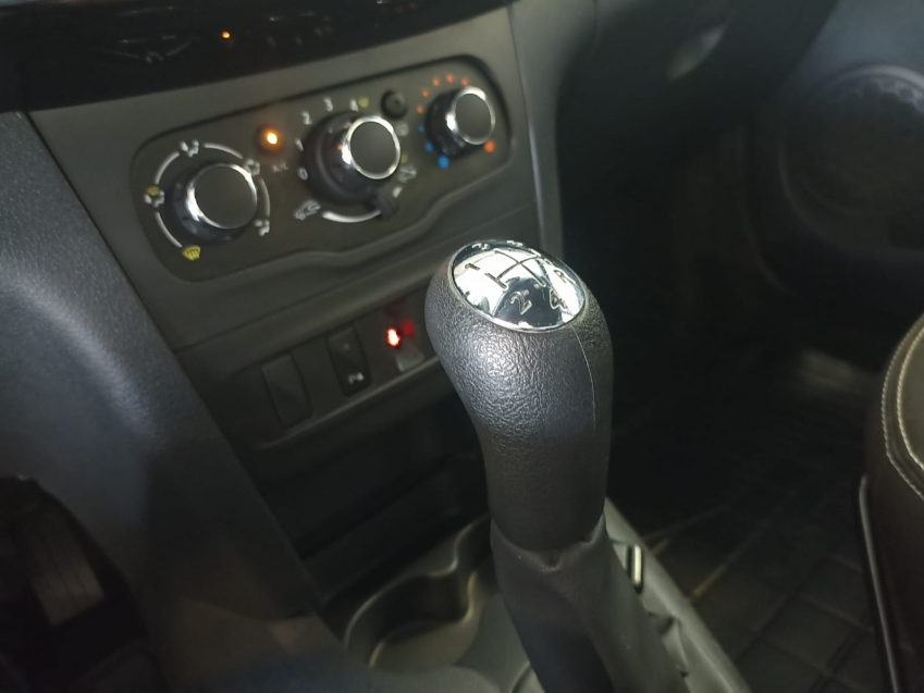 renault sandero 1.0 12v sce flex zen manual 4p 20216