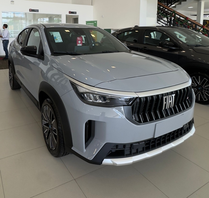 fiat fastback 1.0 turbo 200 hybrid audace cvt flex 4p automatico 2026