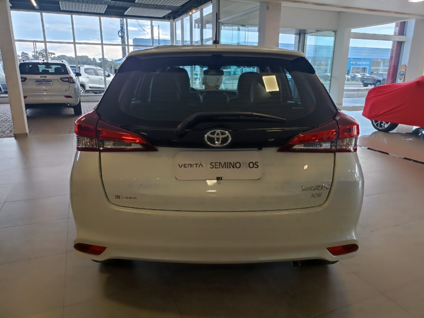 toyota yaris 1.5 16v flex xs connect multidrive 4p automatico 20234