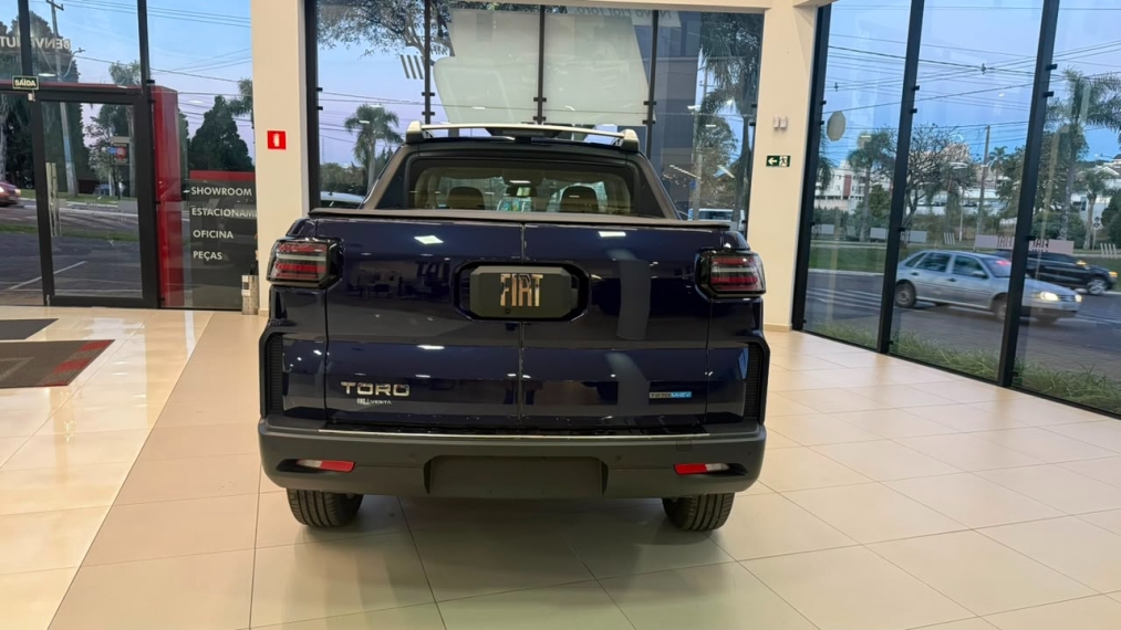 fiat toro 1.3 turbo 270 hybrid volcano at6 flex 4p automatico 20273