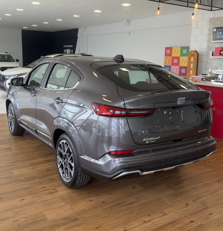 fiat fastback 1.3 turbo 270 flex limited edition at6 4p automatico 20263