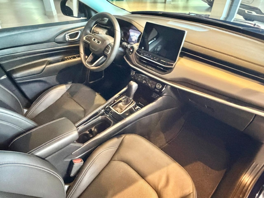 jeep compass 1.3 t270 turbo flex longitude at6 4p automatico 20245