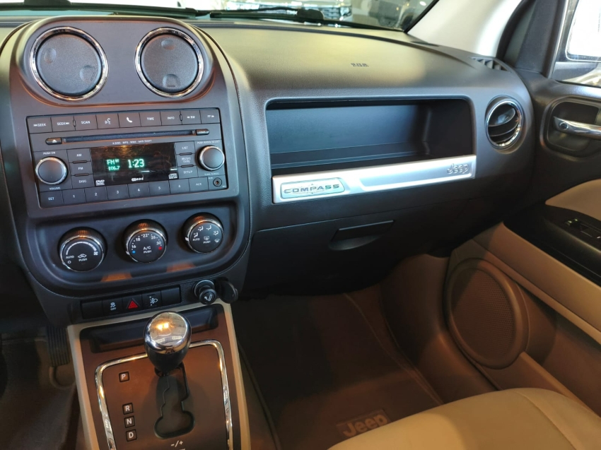 jeep compass 2.0 sport 4x2 16v gasolina 4p automatico flex 20156
