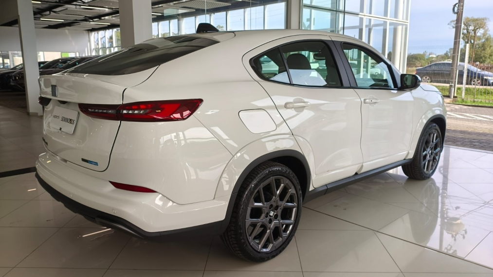 fiat fastback 1.0 turbo 200 hybrid impetus cvt 1.3 hibrido 4p automatico 20263