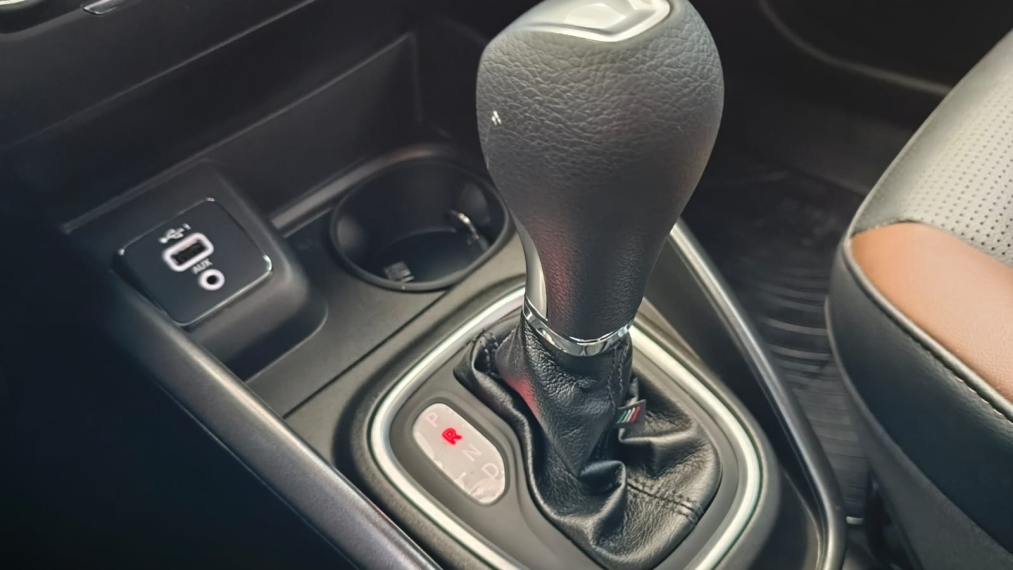 fiat cronos 1.3 firefly flex precision cvt 4p automatico 202512