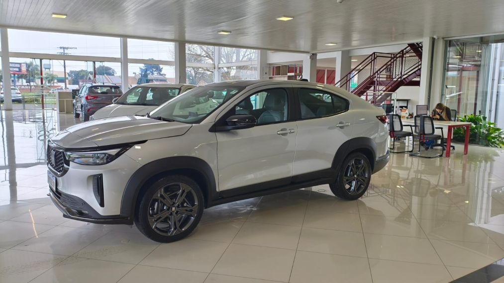 fiat fastback 1.0 turbo 200 flex impetus cvt 4p automatico 20241