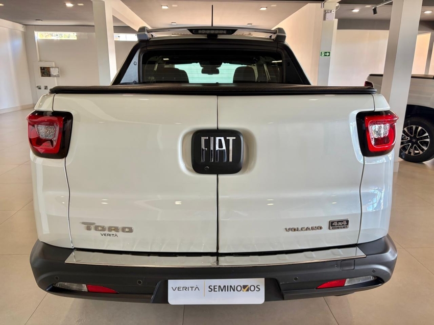 fiat toro 2.0 16v turbo diesel volcano 4wd at9 4p automatico 20254